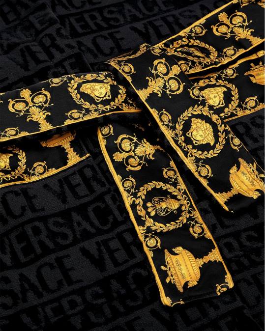 יְלָדִים Versace שָׁחוֹר חלוק רחצה שלם הַלבָּשָׁה N8T22062
