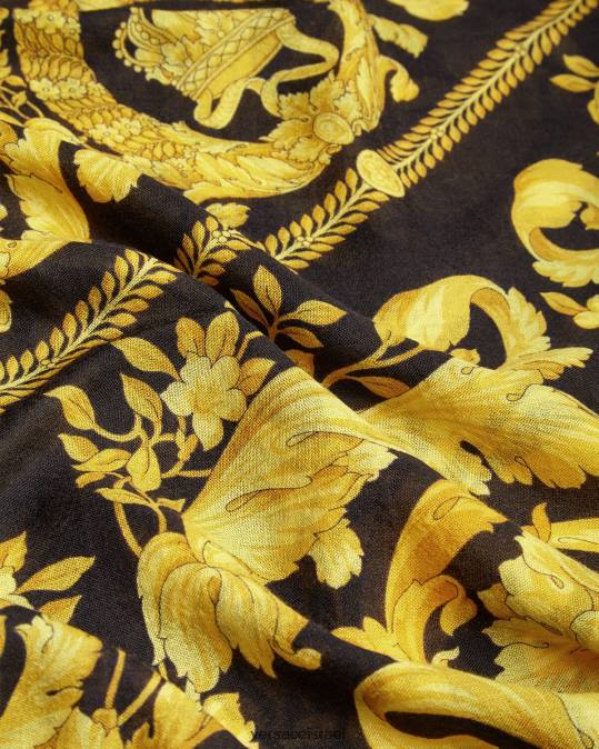נשים Versace הדפס צעיף של תערובת קשמיר ברוק אביזרים N8T2900